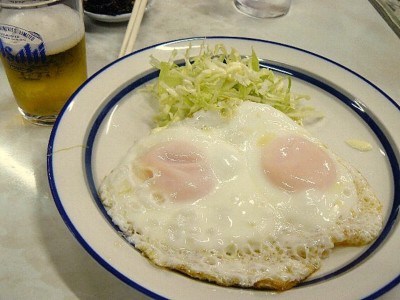 とんかつ洋食春の目玉焼き